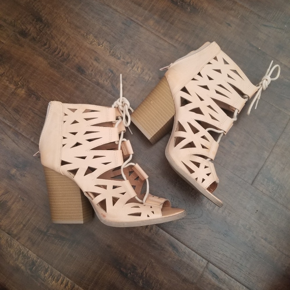 Qupid Block Heel Sandals Size 8